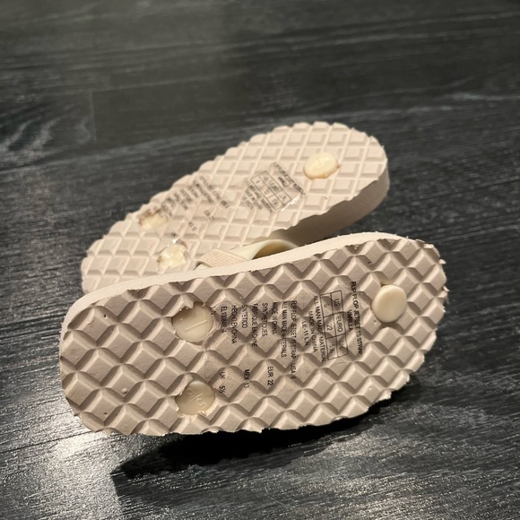 Michael Kors Jetset flip flops sandals shoes vanilla Toddlers Girls new - Picture 9 of 9